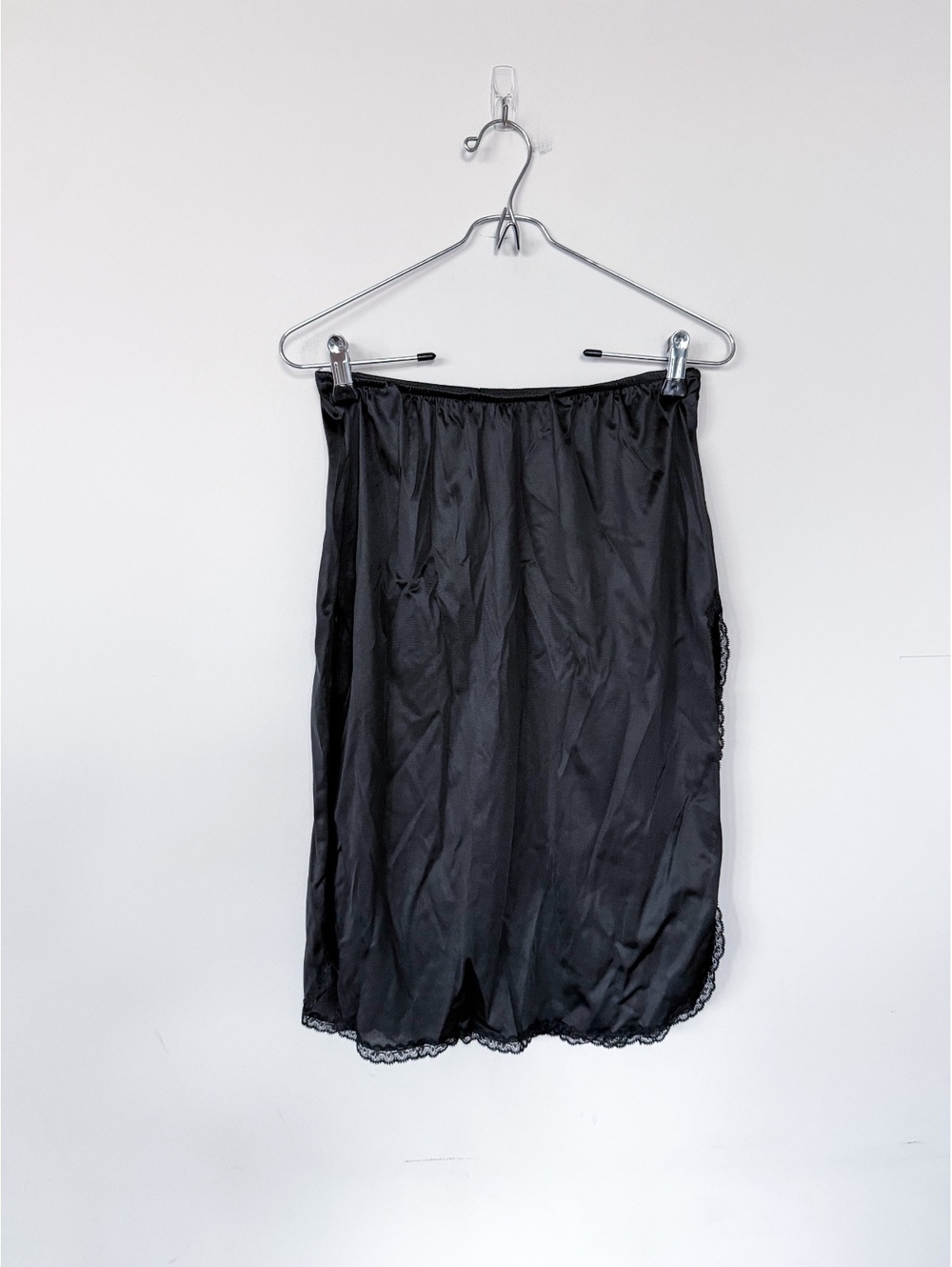 VTG 80s 90s Vanity Fair Double Side Slit Lace Trim Knee Length Black Midi Skirt